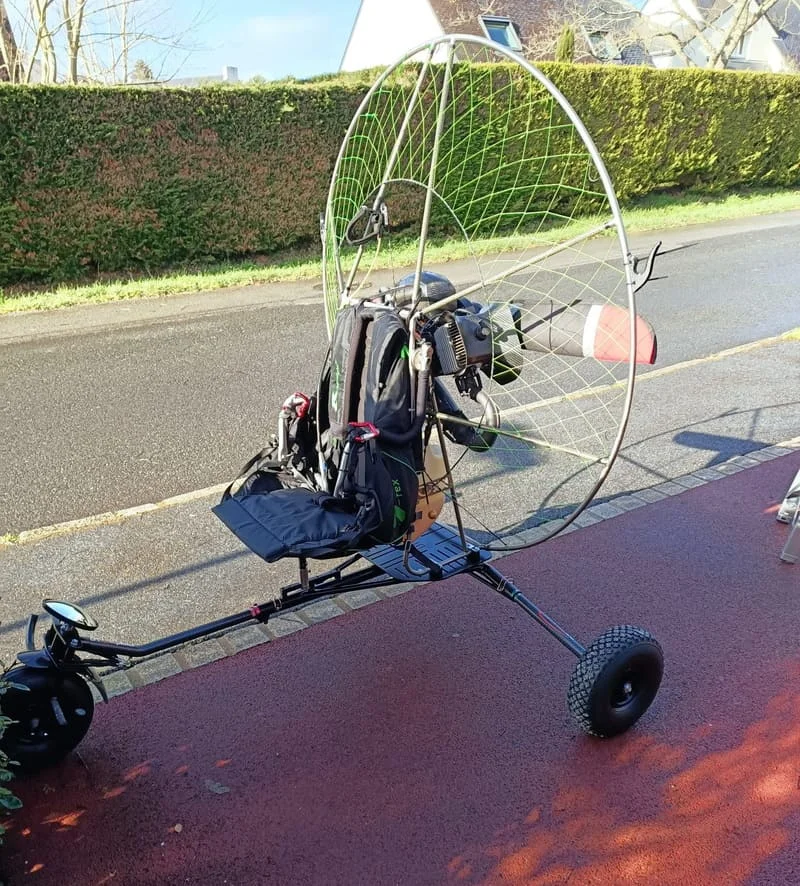 R Ultralight